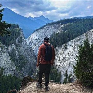 Meet your Posher, Stuart